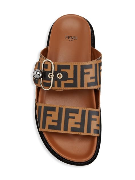 Fendi sandalye